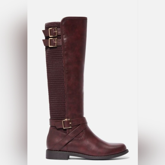 JustFab | Tessa Textured Flat Boot - Picture 1 of 9